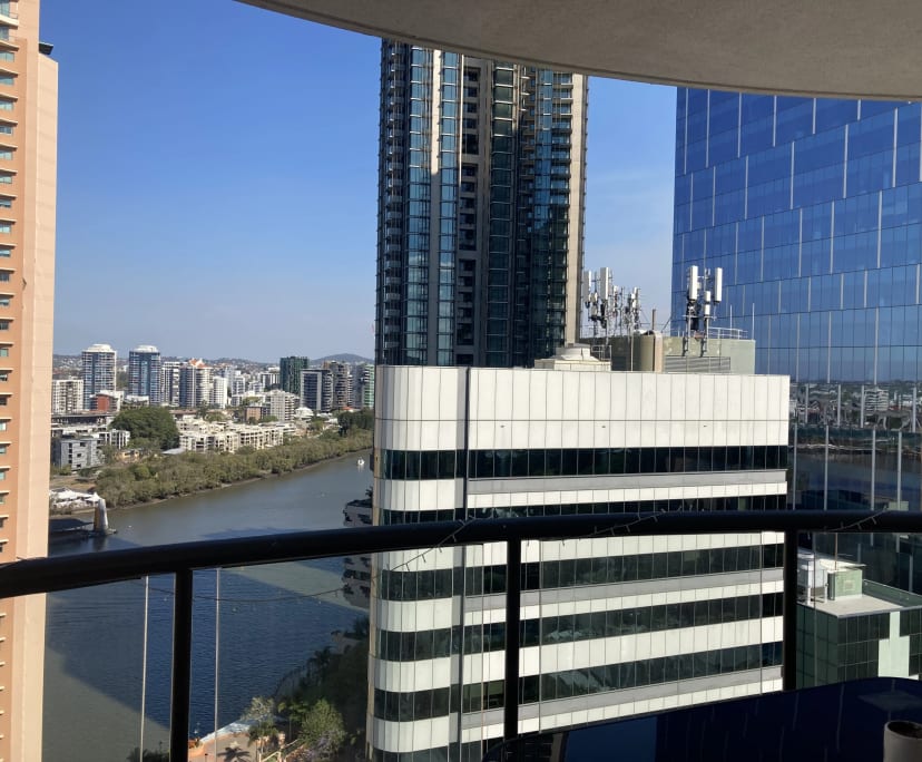$490, Flatshare, 3 bathrooms, Brisbane City QLD 4000