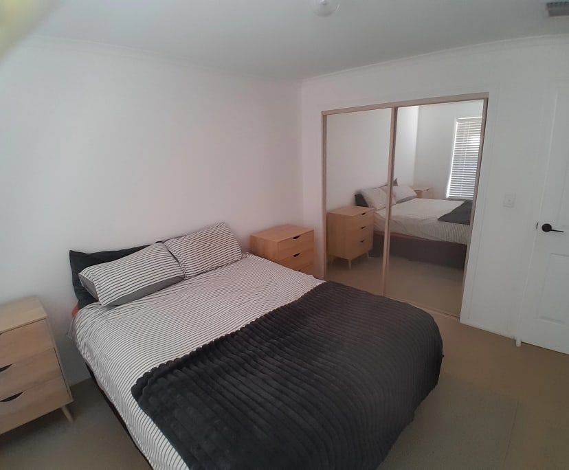 Room for Rent in West Wodonga, VIC 230, Furnished...