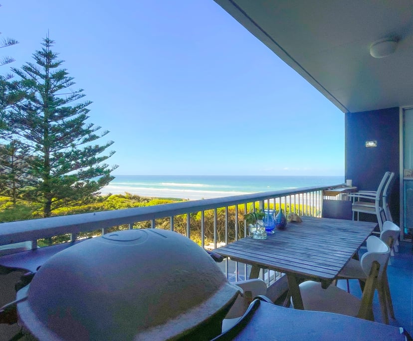 $550, Flatshare, 3 bathrooms, Main Beach QLD 4217