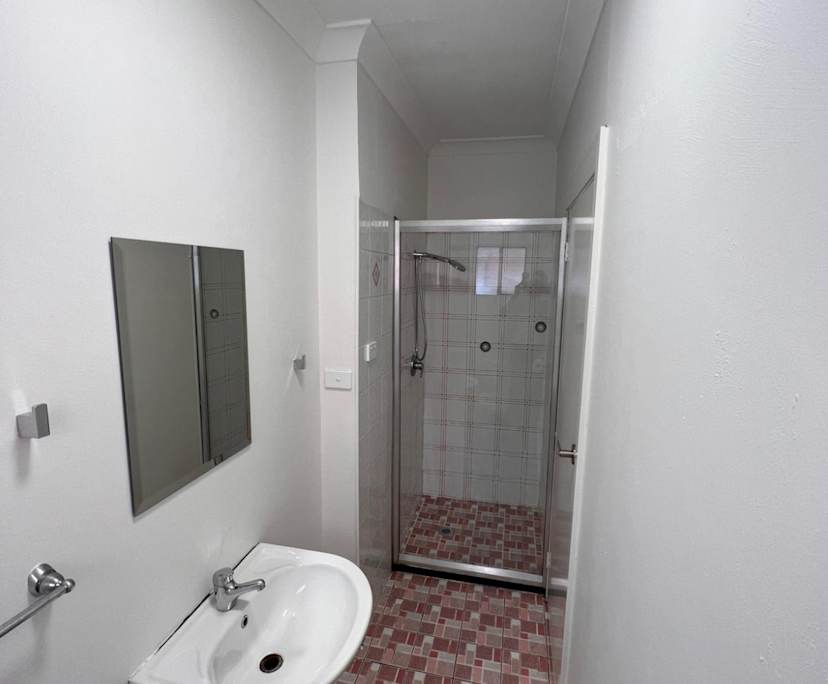 $250-305, Flatshare, 5 rooms, Campsie NSW 2194, Campsie NSW 2194