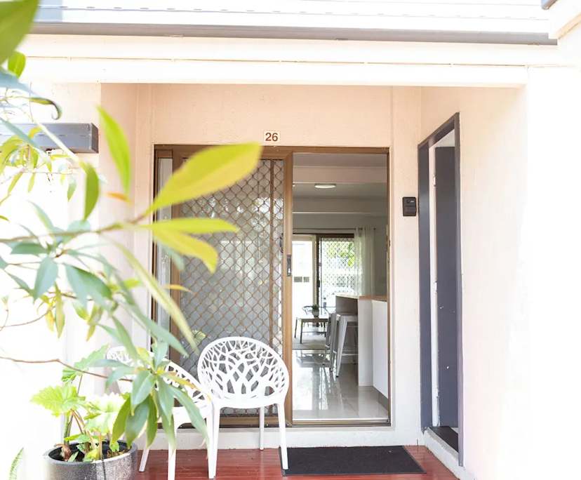 Furnished room in a share house
