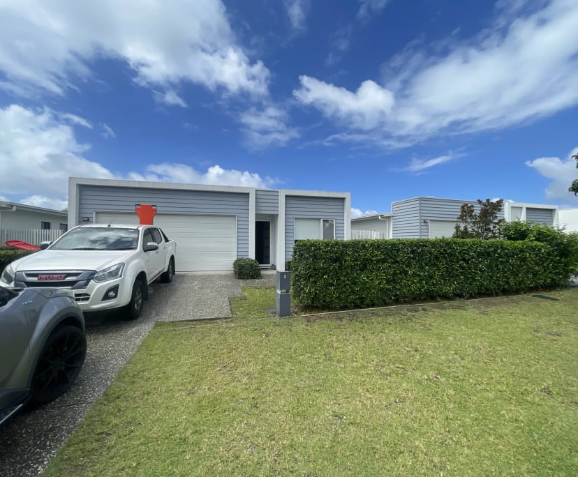 2 Rooms for Rent in Pimpama, Gold Coast 280, Unfu...