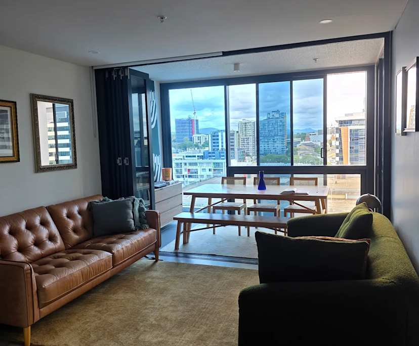 Unfurnished room with own bathroom