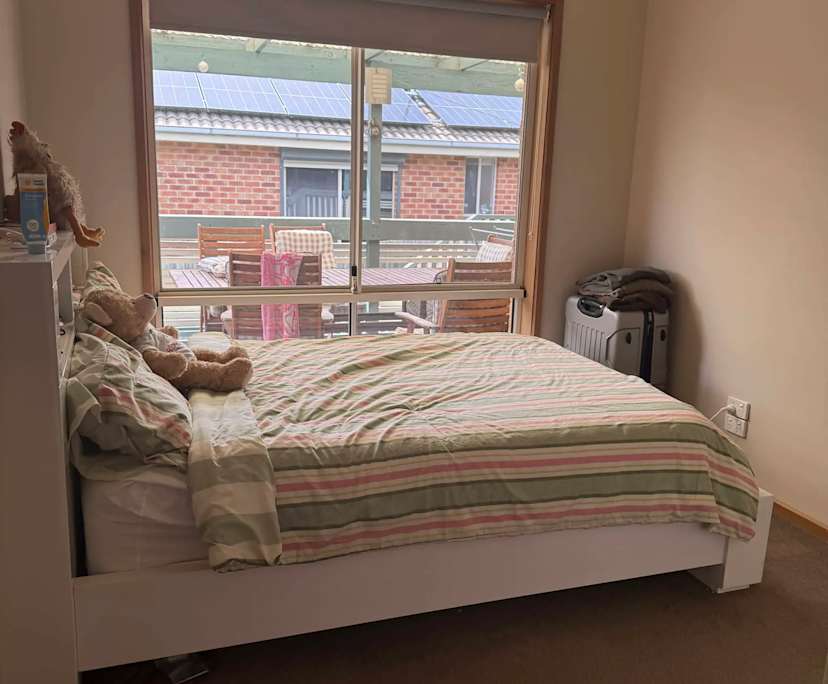 Room in a share house