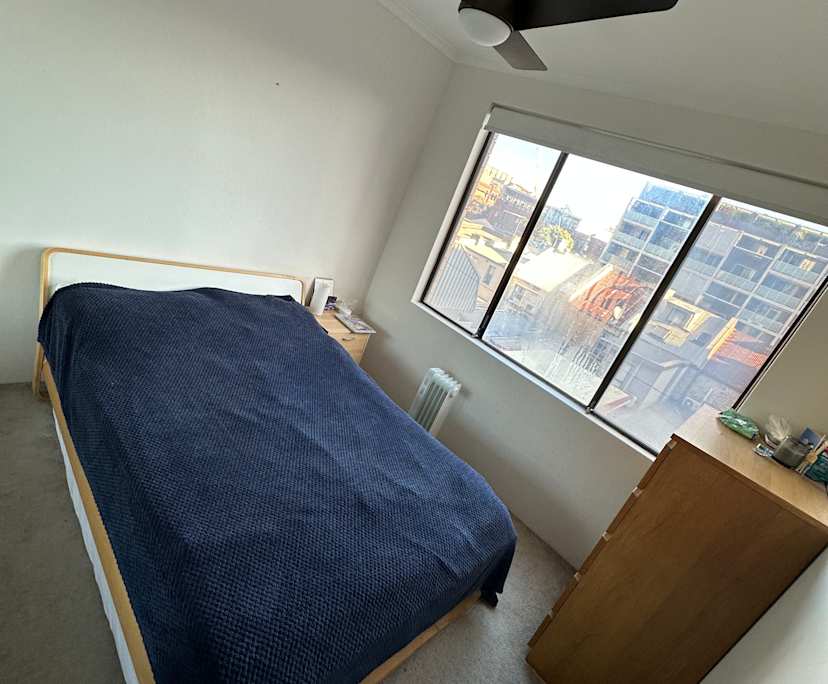 Furnished room in a flatshare