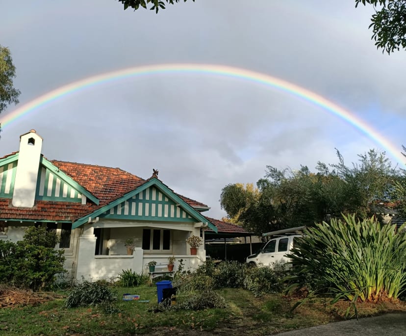 Room in a share house