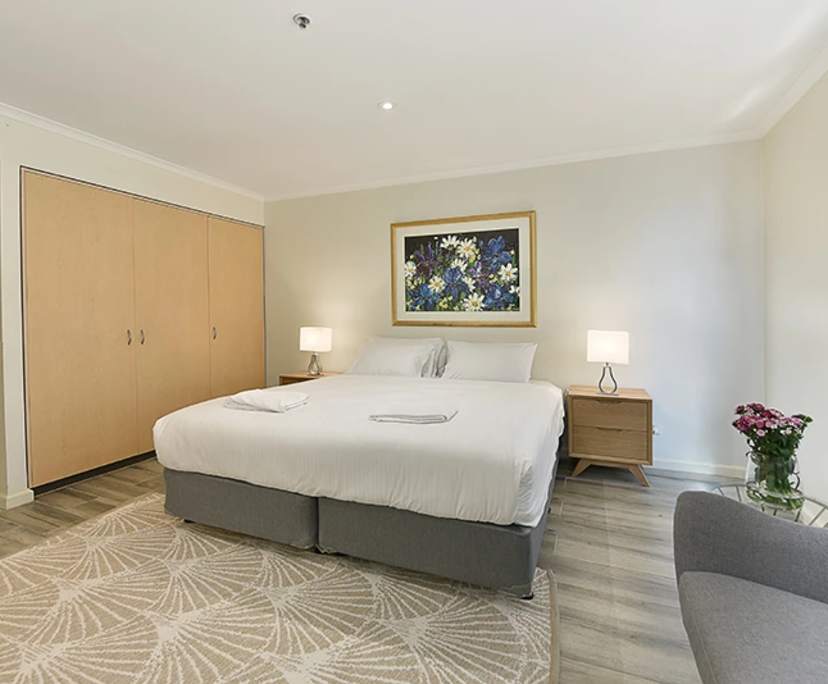 $599, 1-bed, 1 bathroom, Melbourne VIC 3000