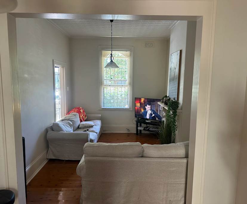 Whole property with 2 rooms for rent