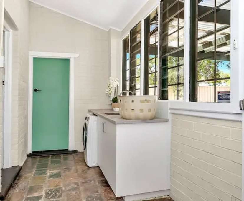 $350, Share-house, 4 bathrooms, Cowandilla SA 5033