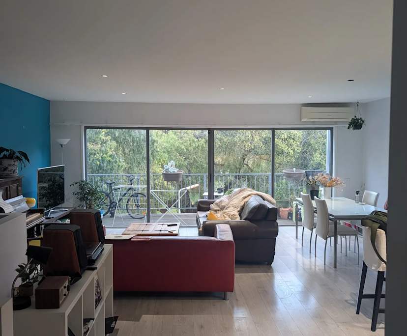 Unfurnished room with own bathroom