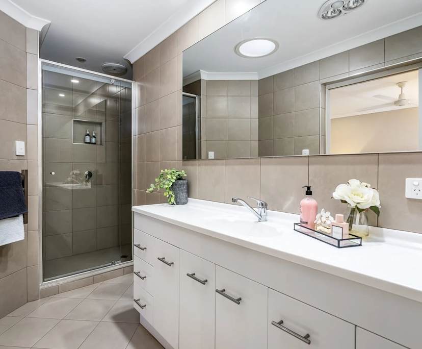 $300, Share-house, 6 bathrooms, Kingsley WA 6026