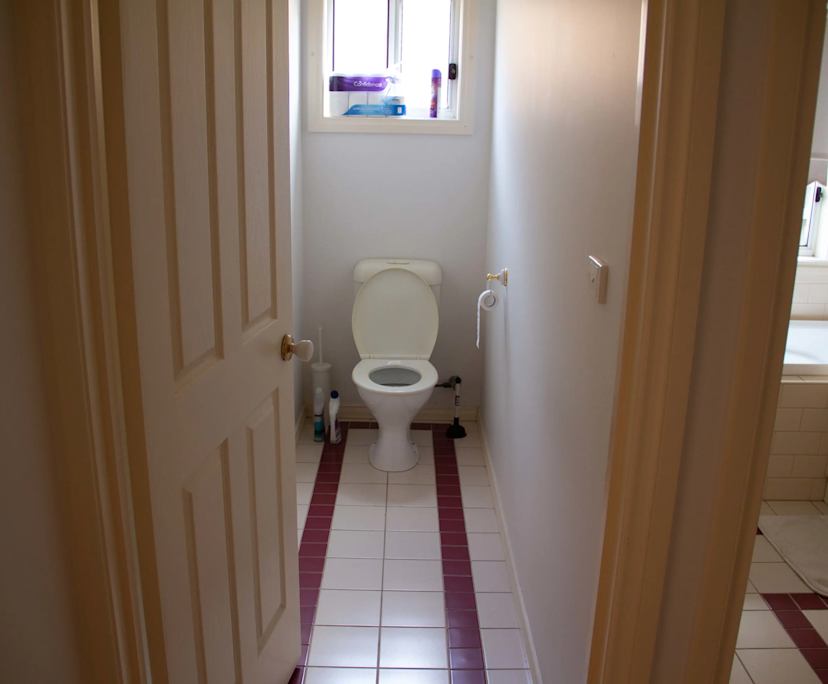 $275, Share-house, 3 bathrooms, Sunshine VIC 3020