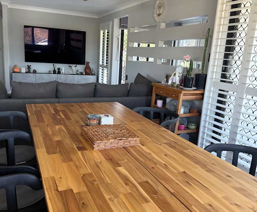 Room in a share house