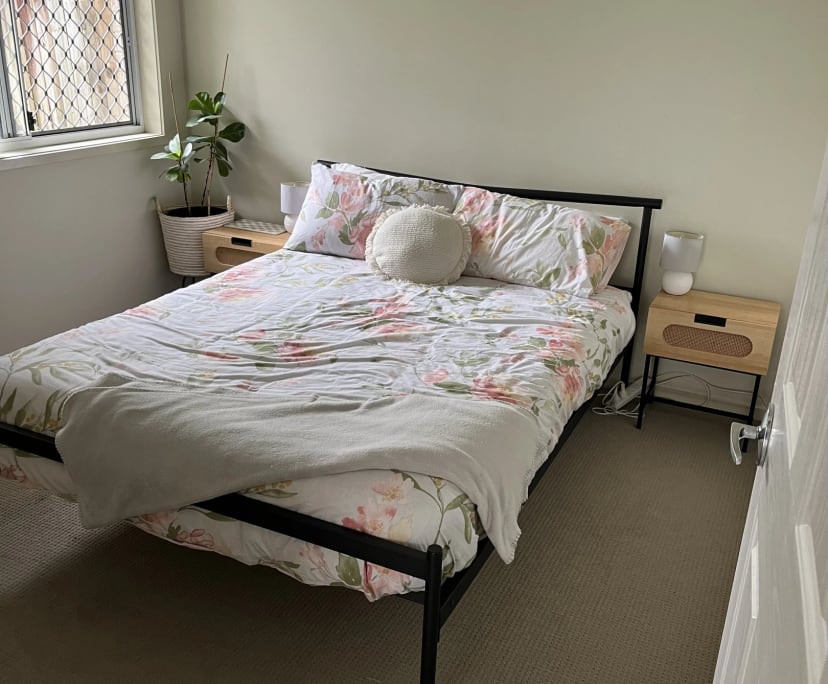 Furnished room with own bathroom