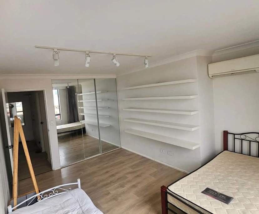 $320, Flatshare, 3 bathrooms, Ultimo NSW 2007