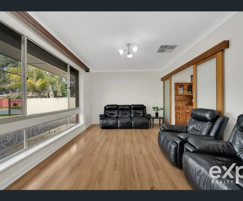 Unfurnished room in a share house