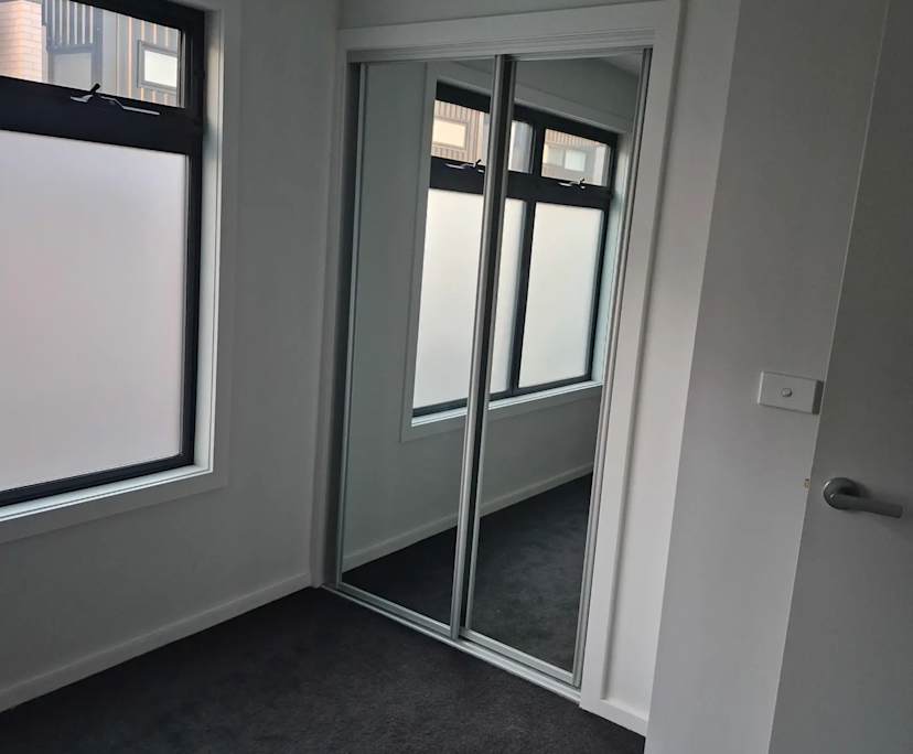 $300, Share-house, 2 bathrooms, Coombs ACT 2611