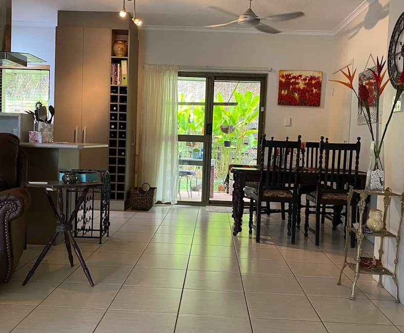 $300, Share-house, 3 bathrooms, Mooroobool QLD 4870