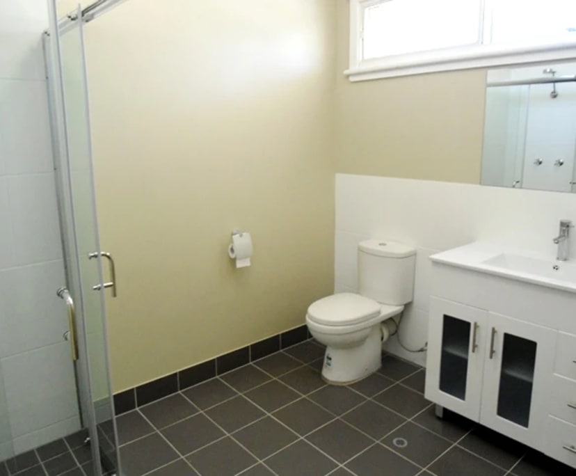 $160, Student-accommodation, 6 bathrooms, North Lambton NSW 2299