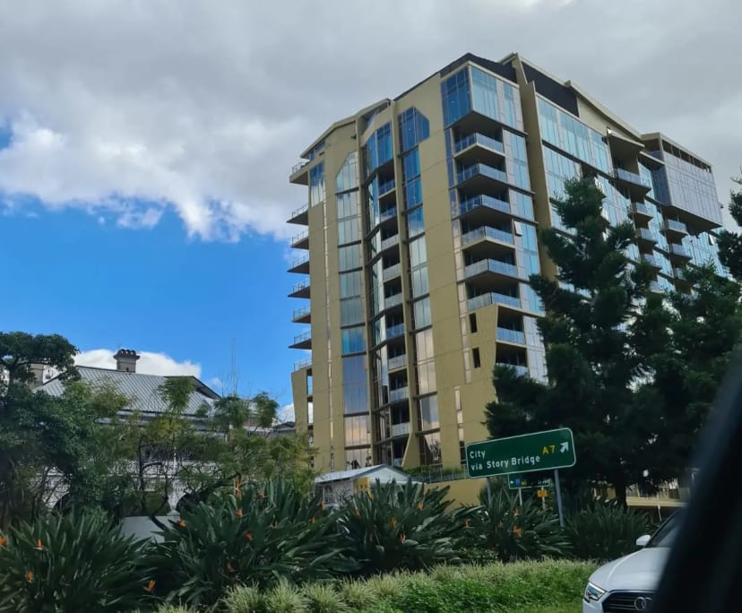 $450, Flatshare, 2 bathrooms, Kangaroo Point QLD 4169