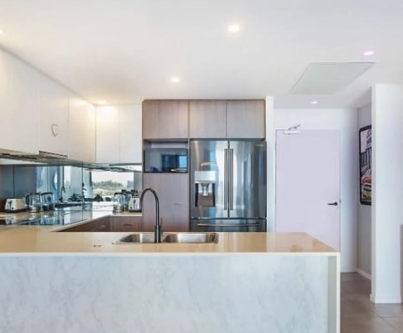 $400, Flatshare, 2 bathrooms, Varsity Lakes QLD 4227