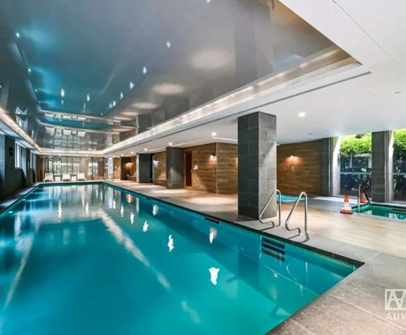 $950, Whole-property, 2 bathrooms, Caulfield North VIC 3161