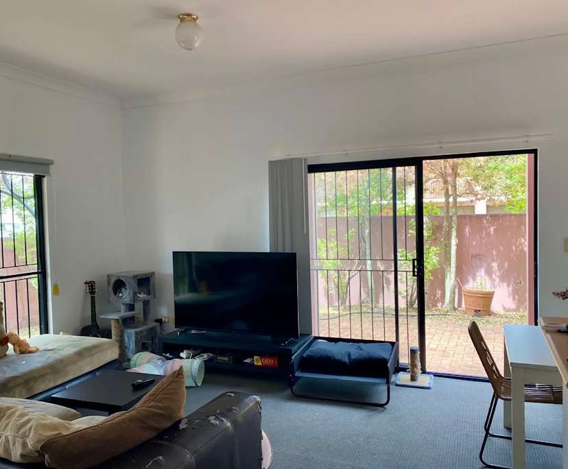 $265, Share-house, 3 bathrooms, Red Hill QLD 4059
