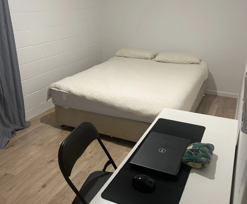 $390, Flatshare, 2 bathrooms, Palm Beach QLD 4221