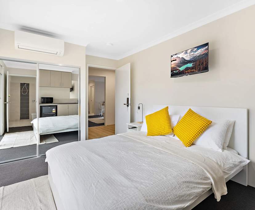 propertyImage