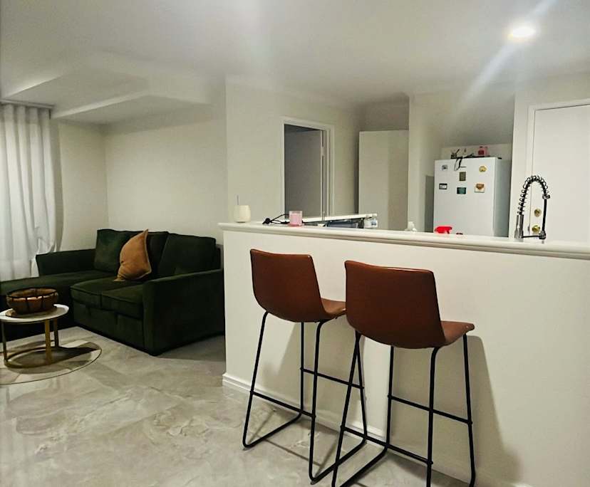 $330, Share-house, 3 bathrooms, Queens Park WA 6107