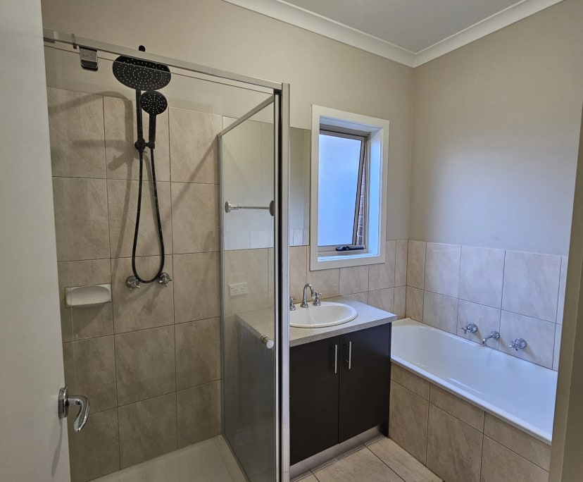 $230, Share-house, 4 bathrooms, Epping VIC 3076