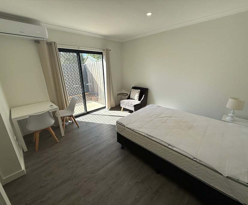 Furnished room with own bathroom