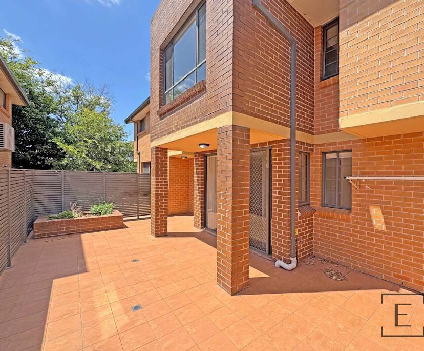 $950, Whole-property, 3 bathrooms, Concord NSW 2137