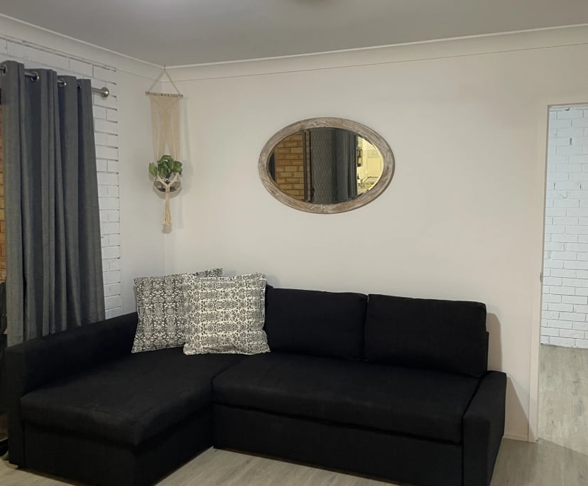 Room for Rent in Banksia Beach, Brisbane 200, Unf...