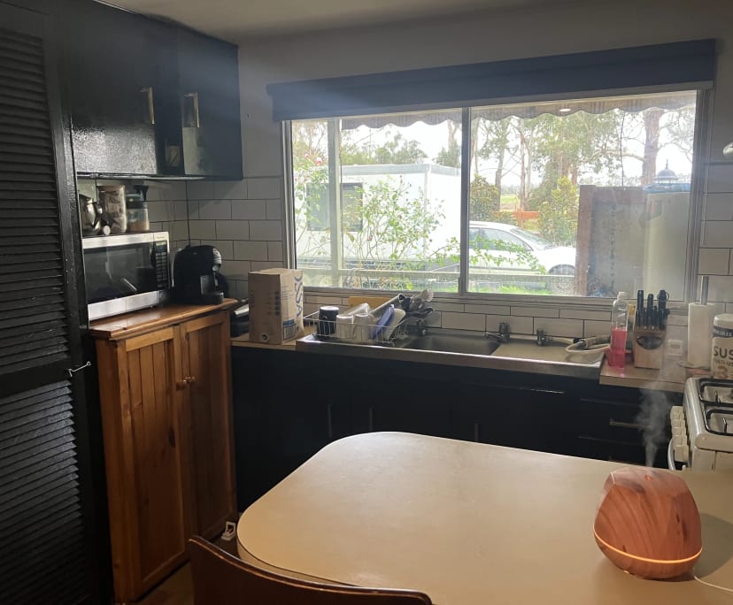 $320, Granny-flat, 2 bathrooms, Longwarry North VIC 3816