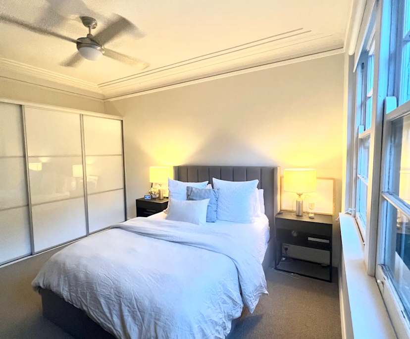Whole property with 1 room for rent