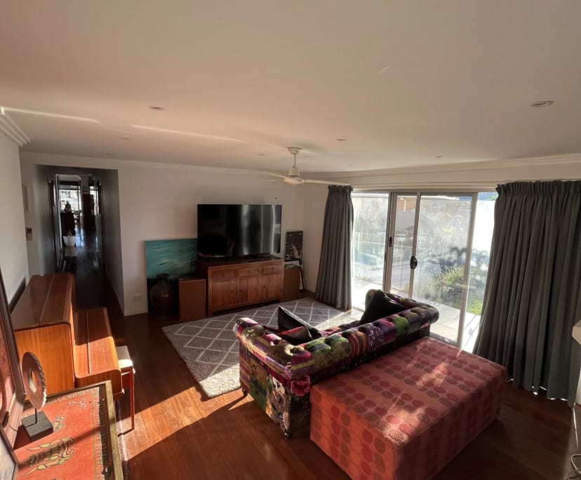 $500, Share-house, 5 bathrooms, Mermaid Beach QLD 4218