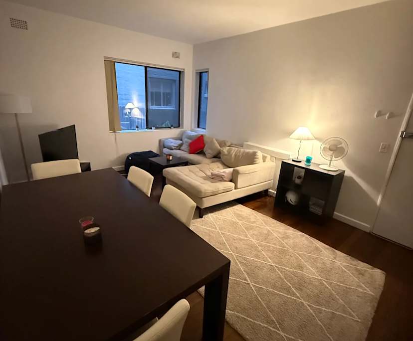 Furnished room in a share house