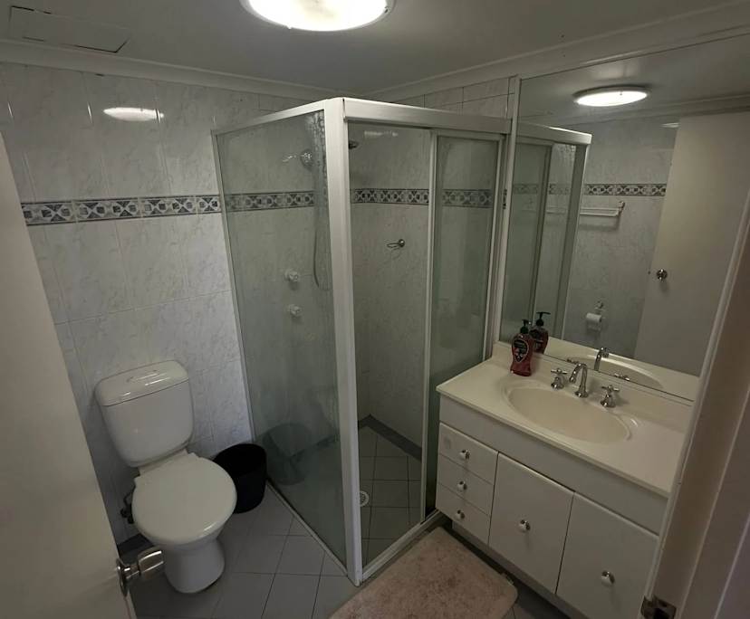 Furnished room with own bathroom