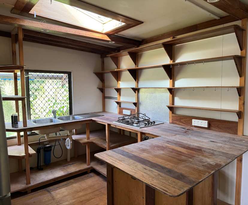 Whole property with 2 rooms for rent