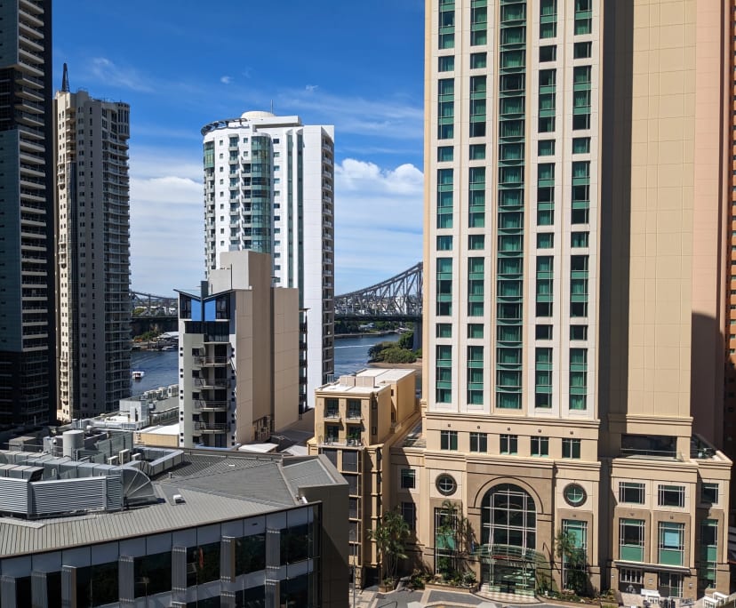 $800, 1-bed, 1 bathroom, Brisbane City QLD 4000