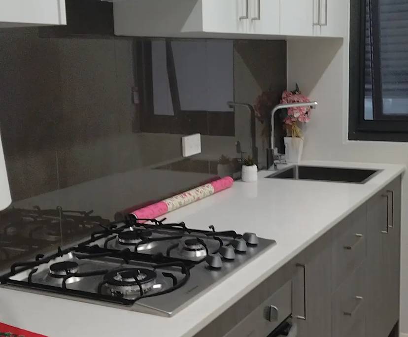 $330, Flatshare, 2 bathrooms, Kingswood NSW 2747