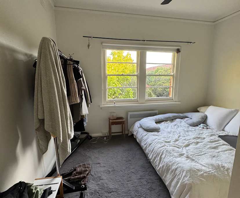 $300, Flatshare, 2 bathrooms, Elwood VIC 3184