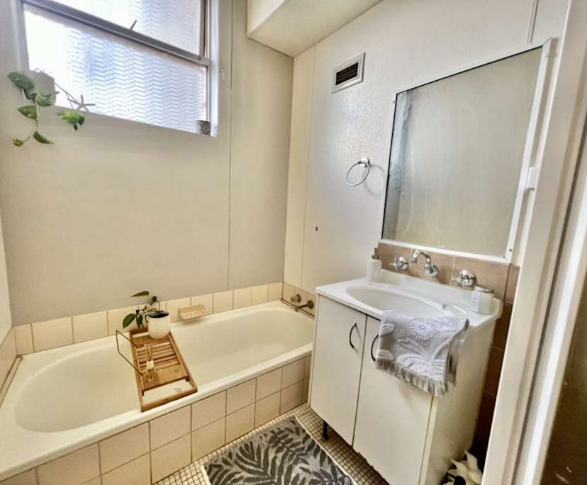 $350, Flatshare, 3 bathrooms, South Hedland WA 6722