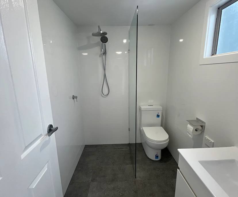 $300, Share-house, 2 bathrooms, Georgetown NSW 2298