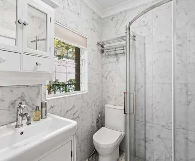 $500, Student-accommodation, 2 bathrooms, Potts Point NSW 2011