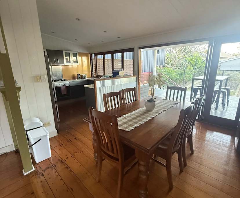 $340, Share-house, 5 bathrooms, Woolloongabba QLD 4102