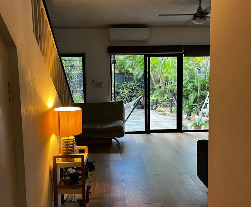 Room in a share house