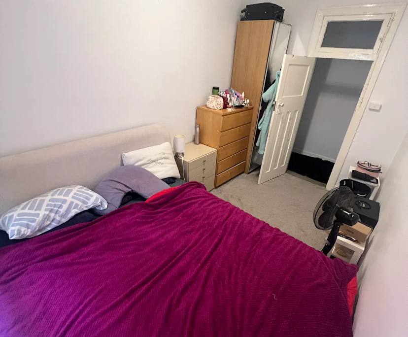 Unfurnished room in a share house