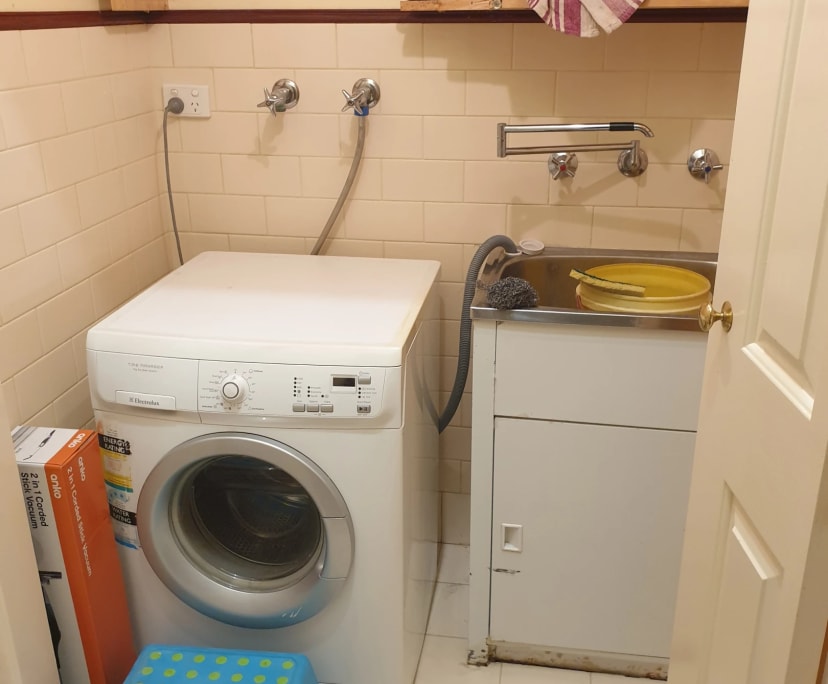 $350, Share-house, 4 bathrooms, Rivervale WA 6103